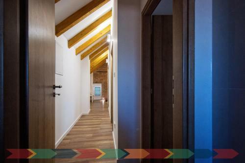 Eli Rustic, Holiday Home With Private Pool