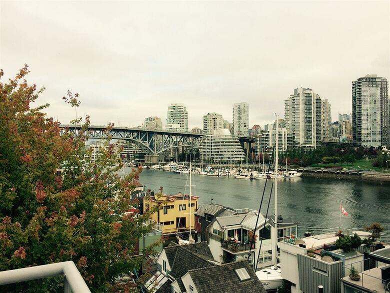 Granville Island Hotel -standard