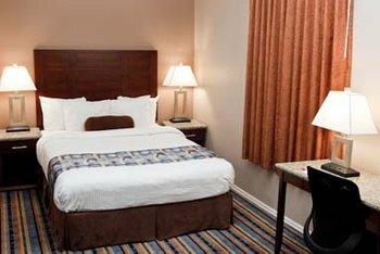 Hotel Ramada Inn & Suites Downtown Vancouver