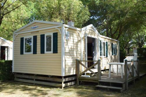 Camping Village L'apam�e