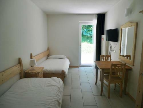 Aparthotel Hotel Elbele Garn�