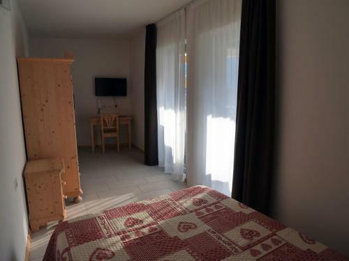 Aparthotel Hotel Elbele Garn�