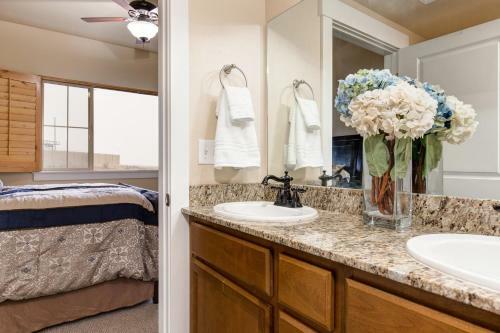 Bear Hollow Village Unit 3403
