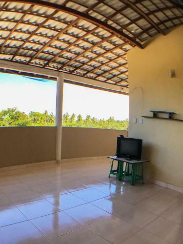 Casa Com Churrasqueira E Piscina Em Camacari Ba
