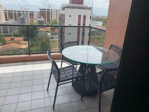 Apartamento Amplo Com Acesso Direto � Praia!