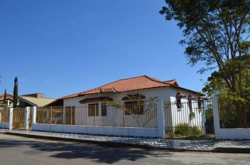 Casa Em Cambuquira-a Melhor �gua Mineral !