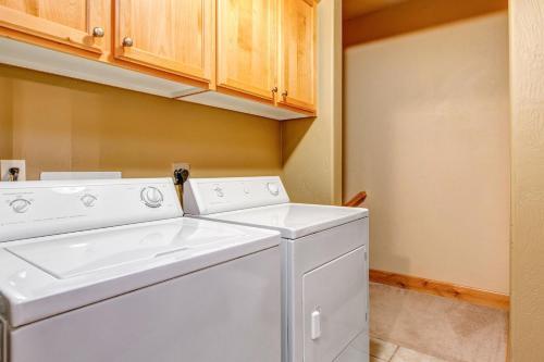 North Fox Hollow Haven Unit F