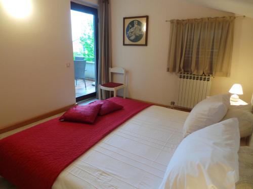 Apartamento Holiday Home In Icici 15638