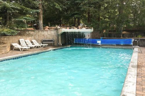 Red Pine Condominiums Unit 42