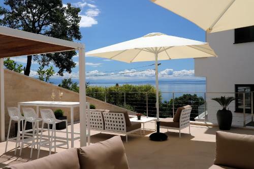 Modena Maris-new Swim-grill-relax-jacuzzi Apartments