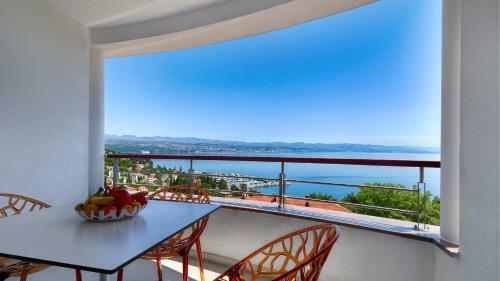 Sea View Apartment In I?i?i