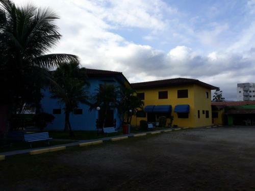 Hostal Associa��o Sabesp Bertioga - Sp