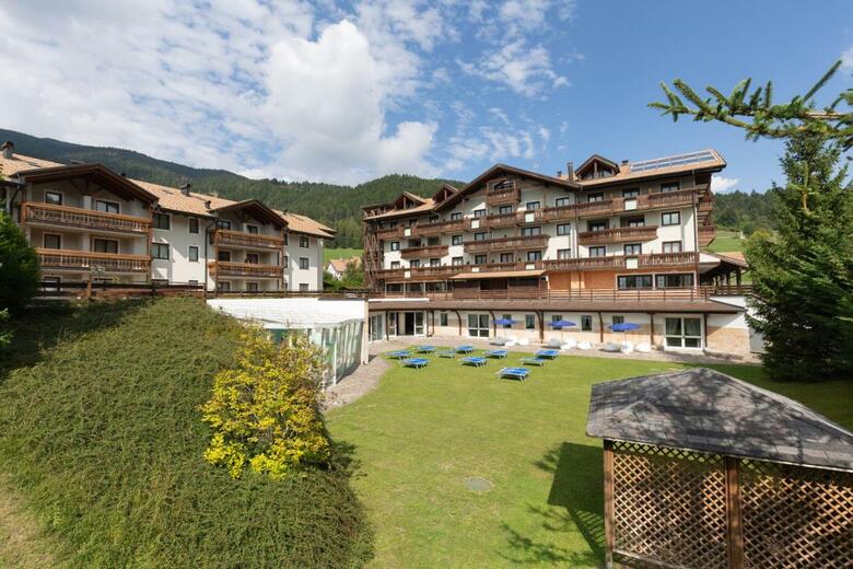 Golf Hotel