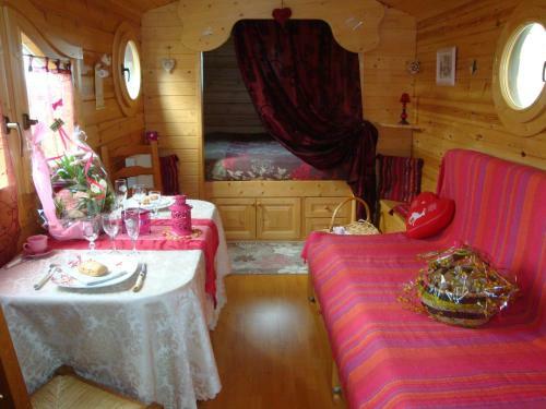 Maison D'h�tes La Roulotte Des 4 Saisons