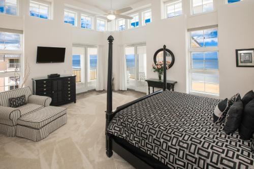 The Sanctuary - Neptune's Castle Penthouse B405