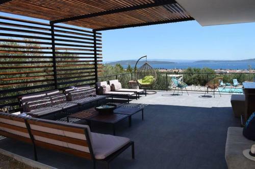 Romantic Villa Amorosa - Seaview, Private Pool, Jacuzzi