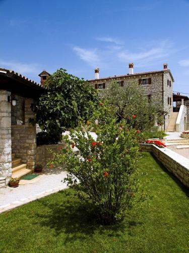 Casa Rustica Dva Baladura B&B