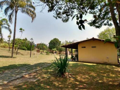 Ch�cara Condom�nio Fechado - Sousas