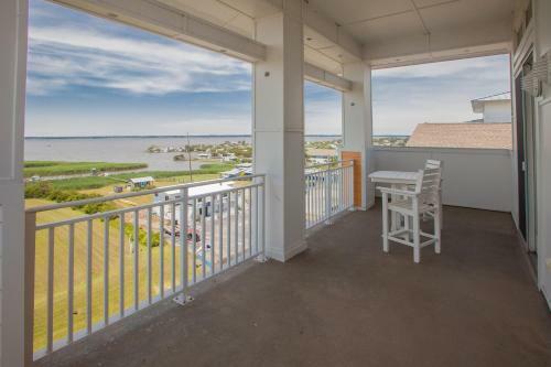 The Sanctuary - Day By Bay Penthouse B433
