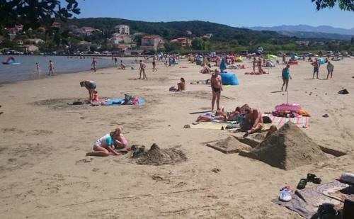 Ku?a Za Odmor Alf