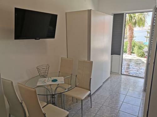 Beachfront Apartments Anita With Heated Pool