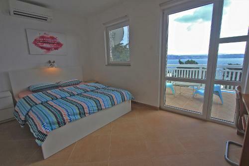Beachfront Apartments Anita With Heated Pool