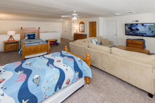 The Sandbridge Dunes - Captains' Quarters 408