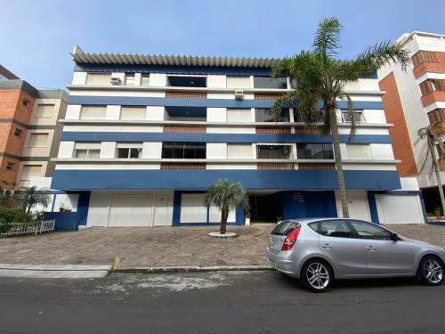 Lindo Apartamento A Uma Quadra Do Mar Com Wi-fi E Garagem