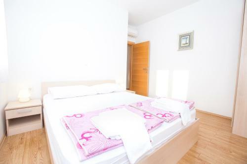 Apartments Villa Dina