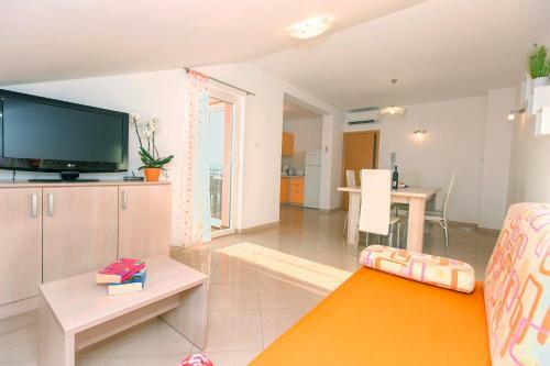 Apartments Villa Dina
