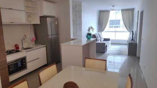 Apartamento Ed. Gisele Palace