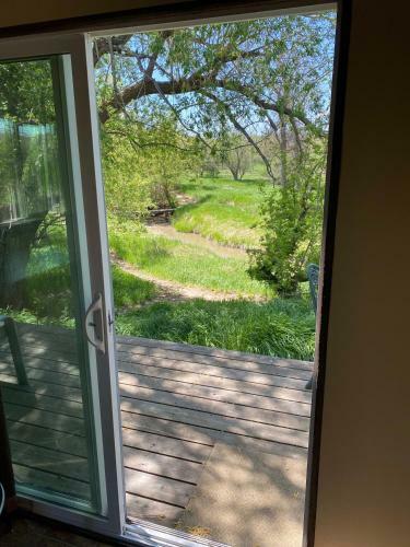 New Hidden Riverbank Cottage