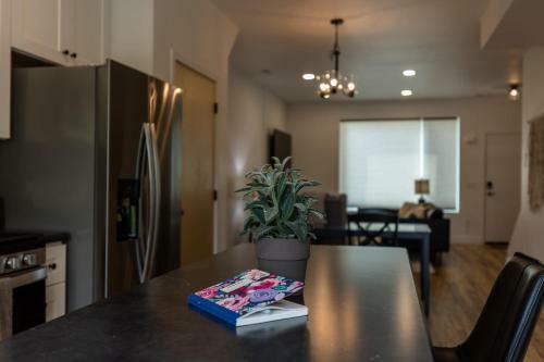 Apartamento Modern Charming Main Street Stay
