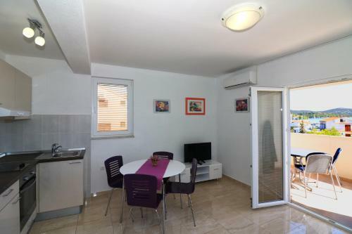 Apartments Sla?ana