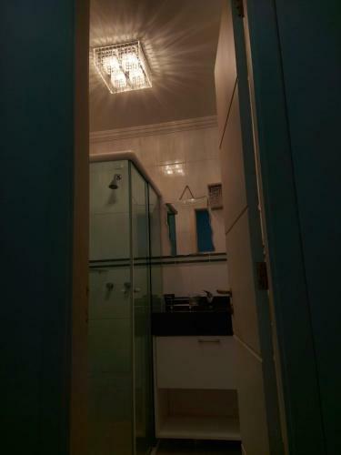 Agrad�vel Resid�ncia Com Lareira Interna