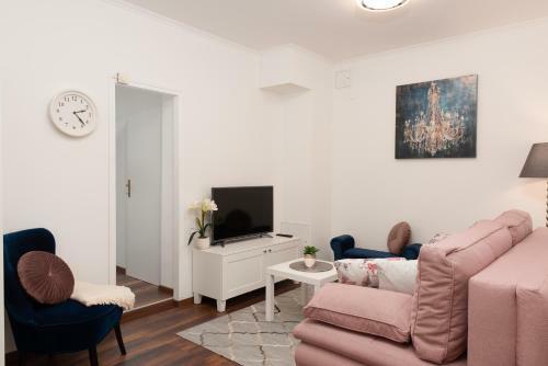 Apartment Leona