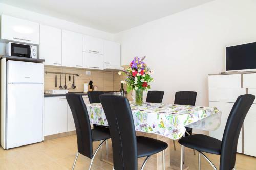 Apartments Raspolic