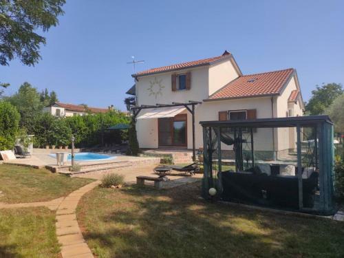 Villa Acquila