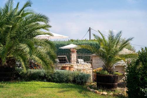 Hostal Apartments Villa Eri?