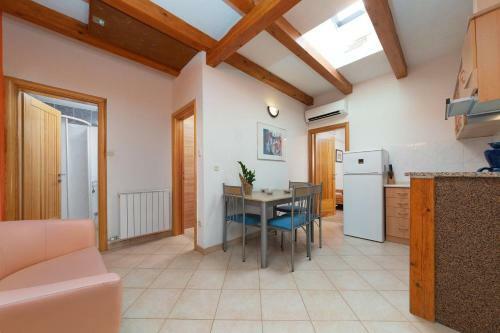 Hostal Apartments Villa Eri?