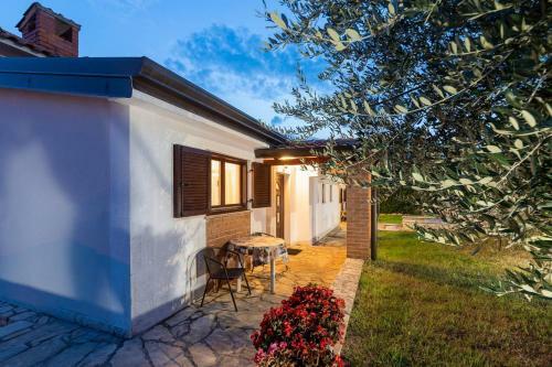 Hostal Apartments Villa Eri?