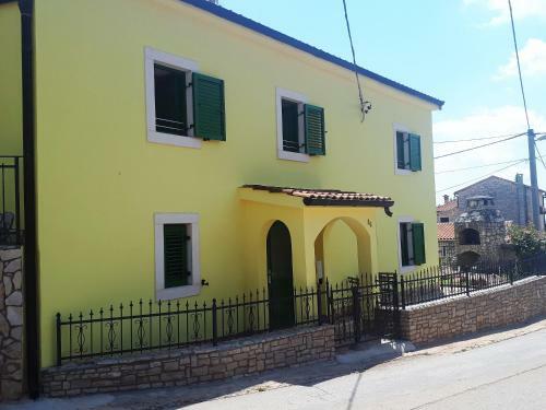 Apartment Terra Rossa