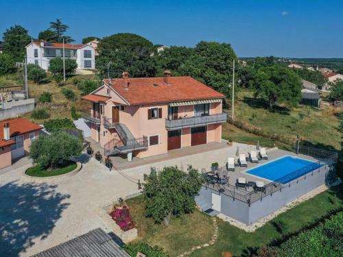 Villa Kuca Legovic