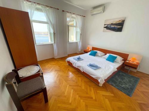 Apartment In Jadranovo 42071