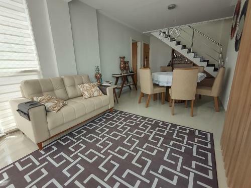 Apartamento Duplex Solmar
