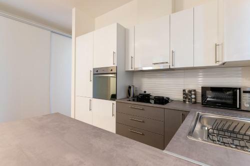 Luxsury Apartments Adversarium