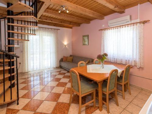 Apartment Villa Anna - Jad113