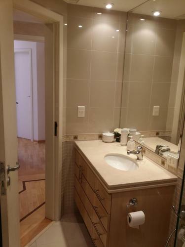 Apartamento Aptos De 03 E 04 Quartos Centrinho Capivari