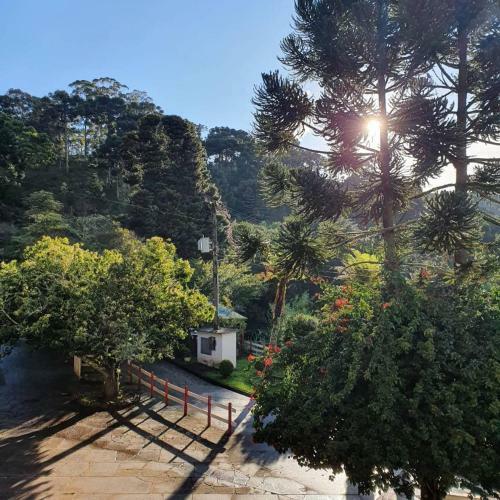 Albergue Col�nia Saa - Shangril�