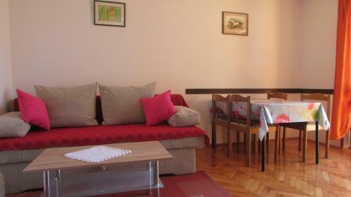 Apartmani Petunia